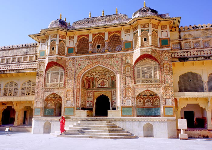 The gate Ganesh Pol at Amber Fort The gate Ganesh Pol at Amber Fort